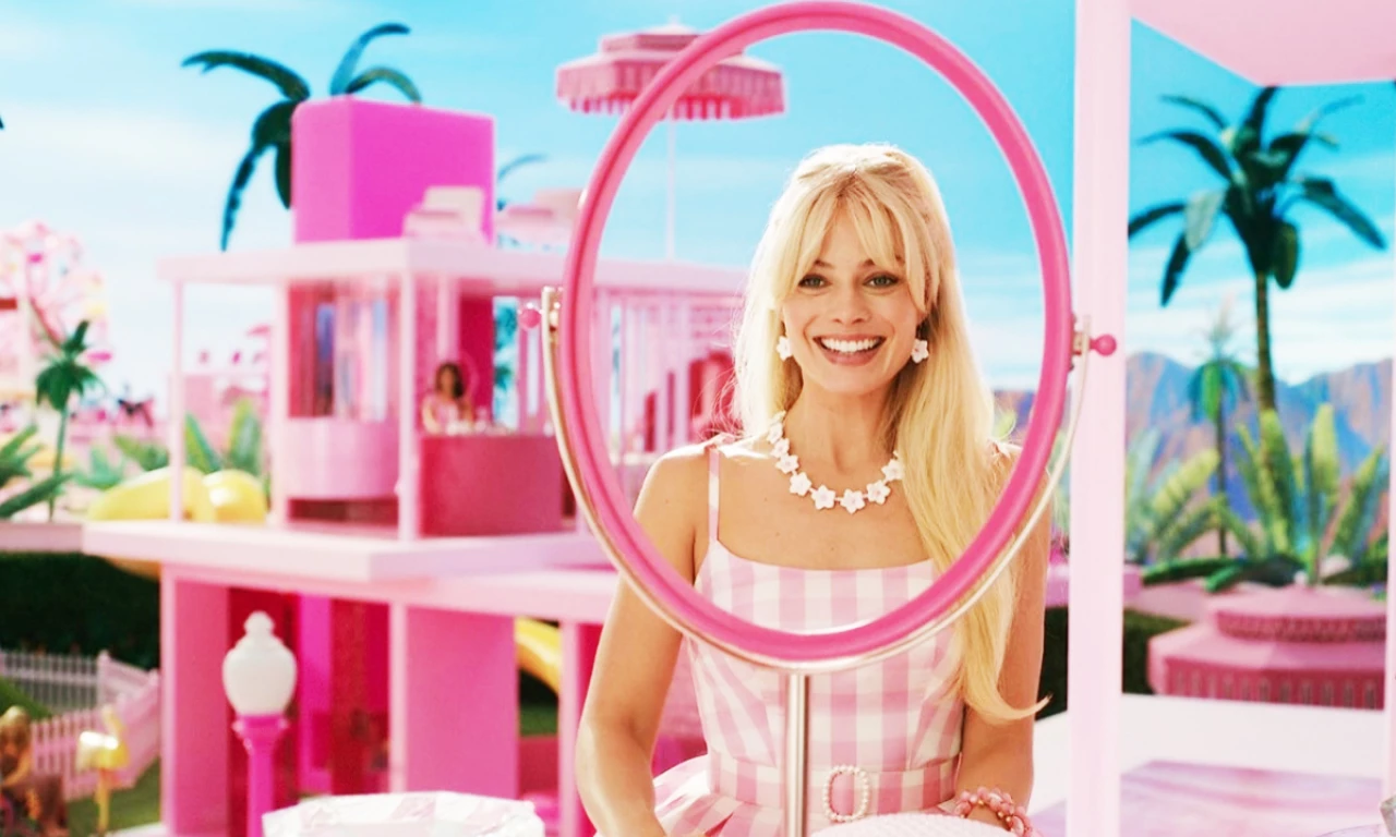 'Barbie'nin yıldızı anne oldu! Oyuncu Margot Robbie erkek bebek dünyaya getirdi